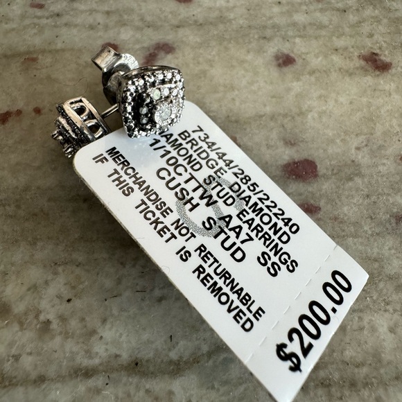 MACY*S | cushion stud diamond earrings - Picture 4 of 6